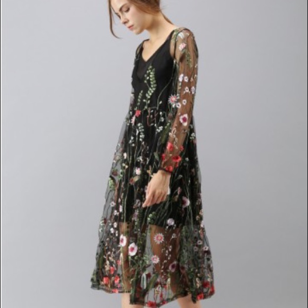 Chicwish Garden of flowers mesh dress!